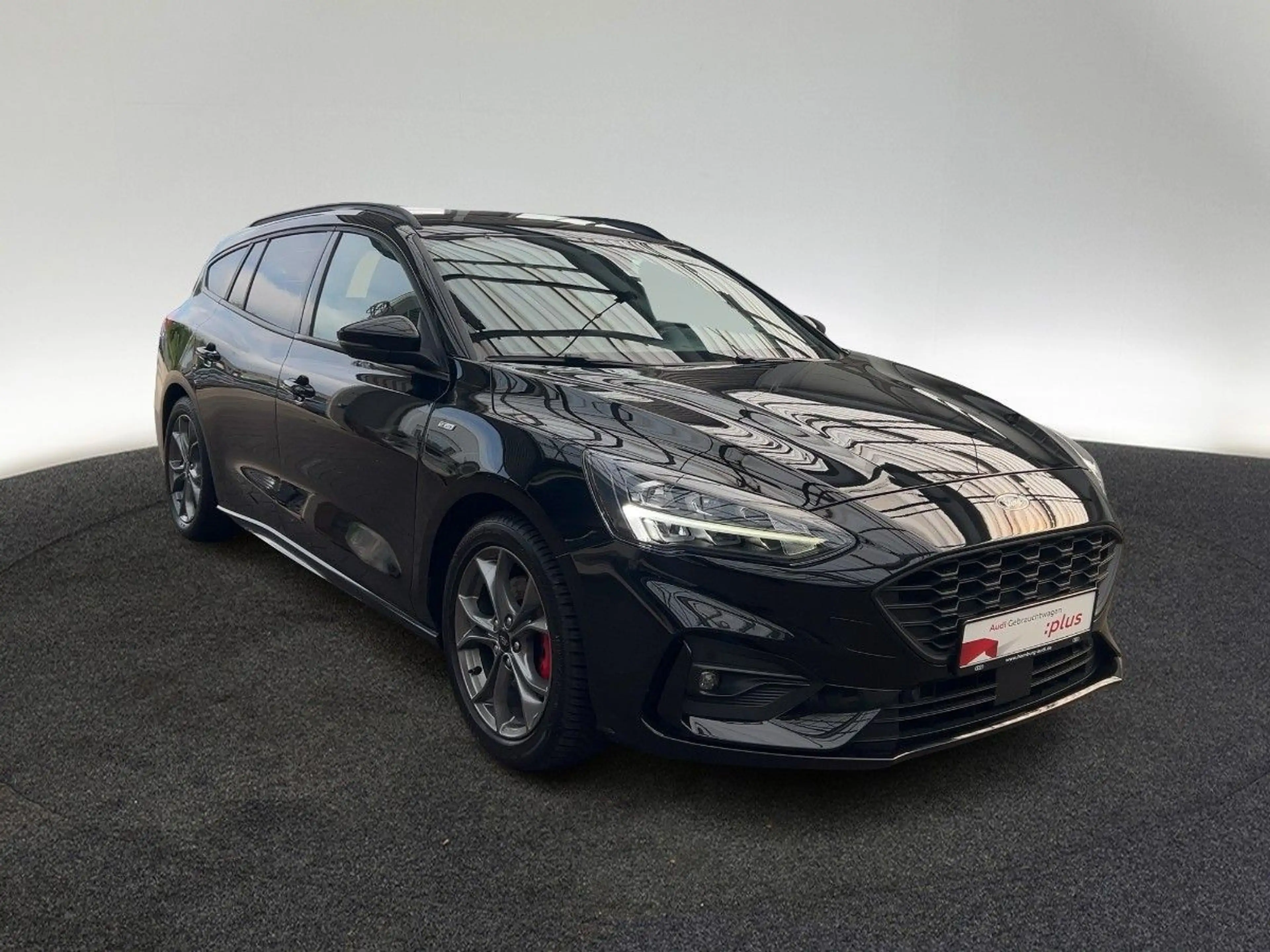 Ford Focus Turnier 1.0 EcoBoost Hybrid ST-Line 6-Gang — photo 5