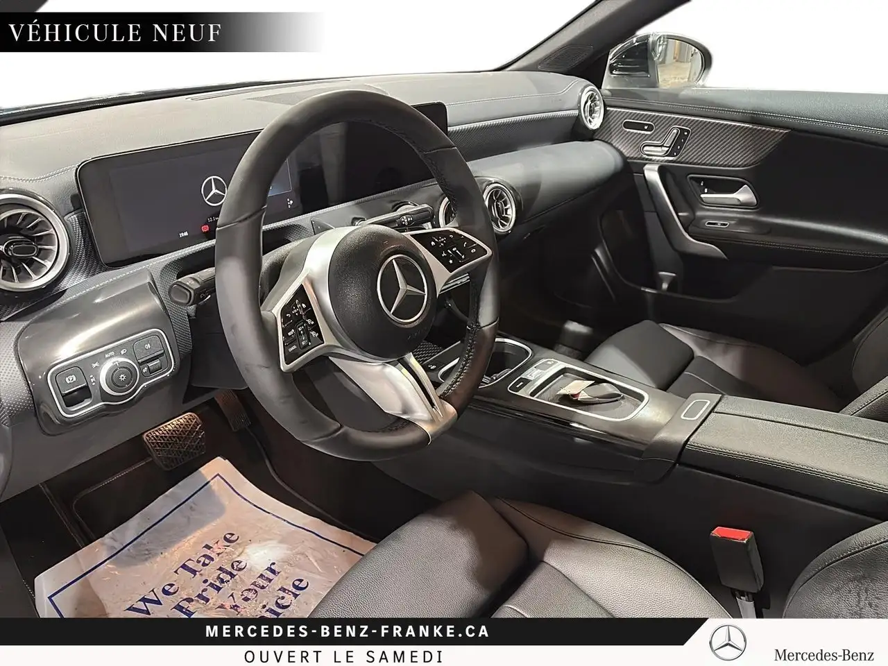 Mercedes-Benz CLA снимка Mercedes-Benz CLA