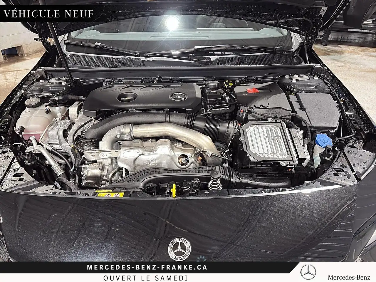 Mercedes-Benz CLA снимка Mercedes-Benz CLA