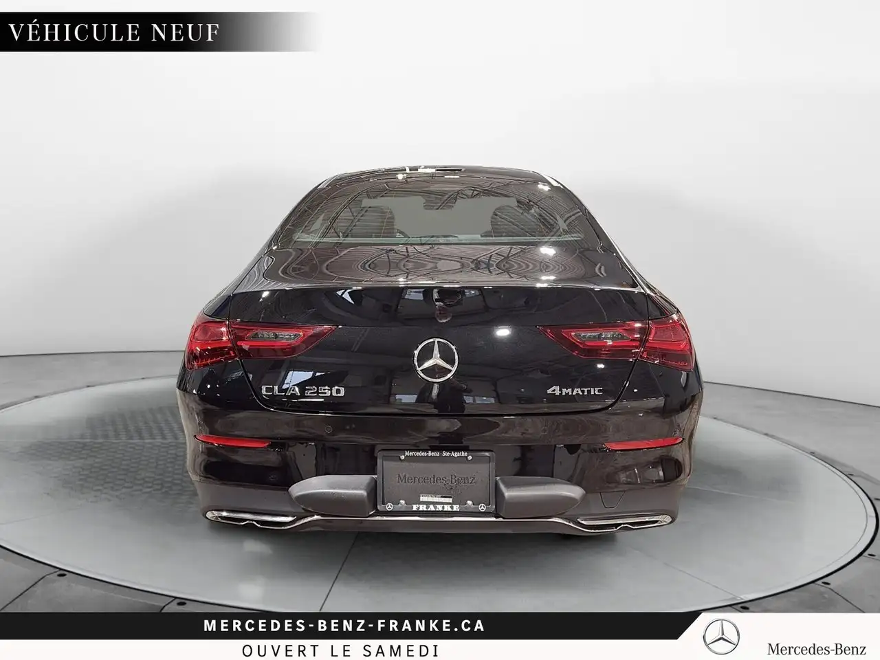 Mercedes-Benz CLA снимка Mercedes-Benz CLA