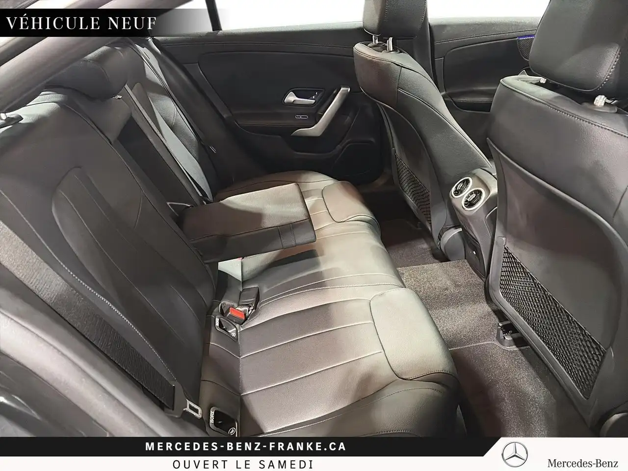Mercedes-Benz CLA снимка Mercedes-Benz CLA