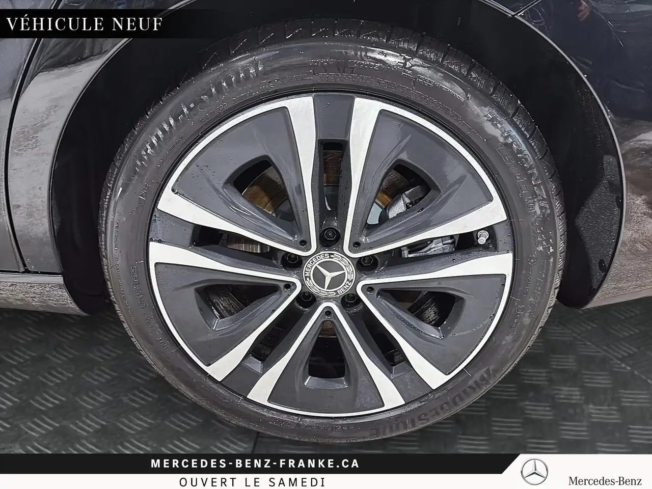 Mercedes-Benz CLA снимка Mercedes-Benz CLA