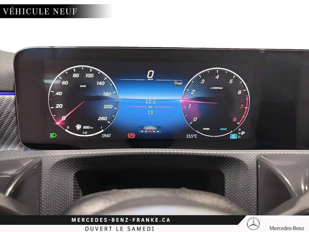 Mercedes-Benz CLA снимка Mercedes-Benz CLA