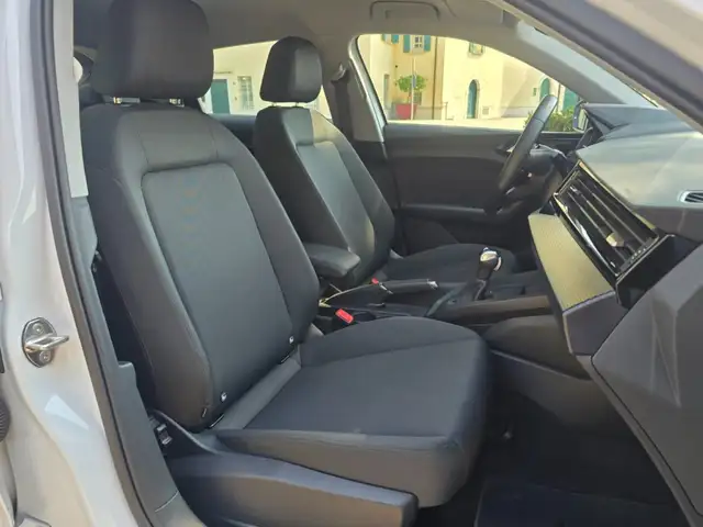 Audi A1 view 13