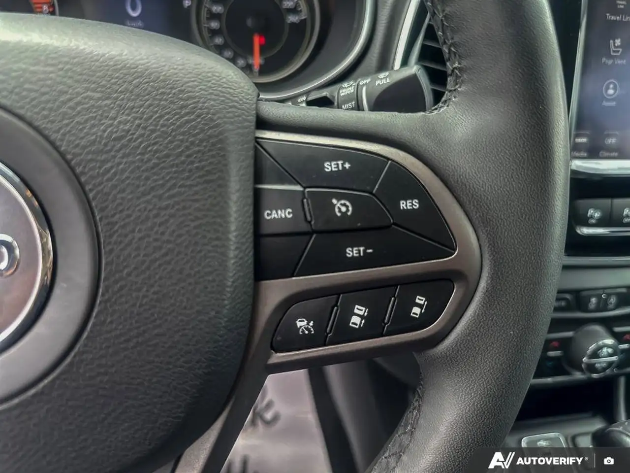 Jeep Cherokee fotografie Jeep Cherokee