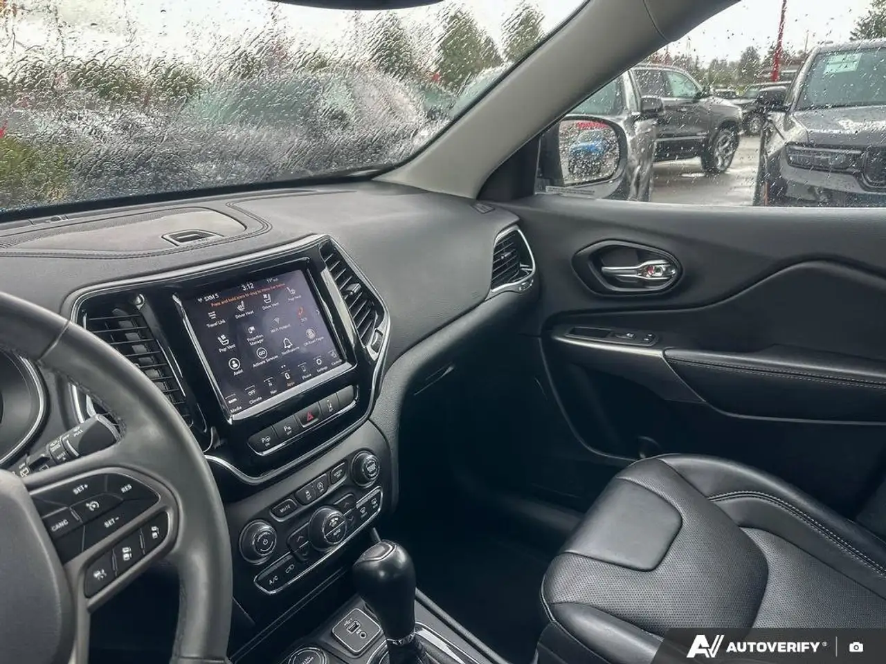 Jeep Cherokee fotografie Jeep Cherokee