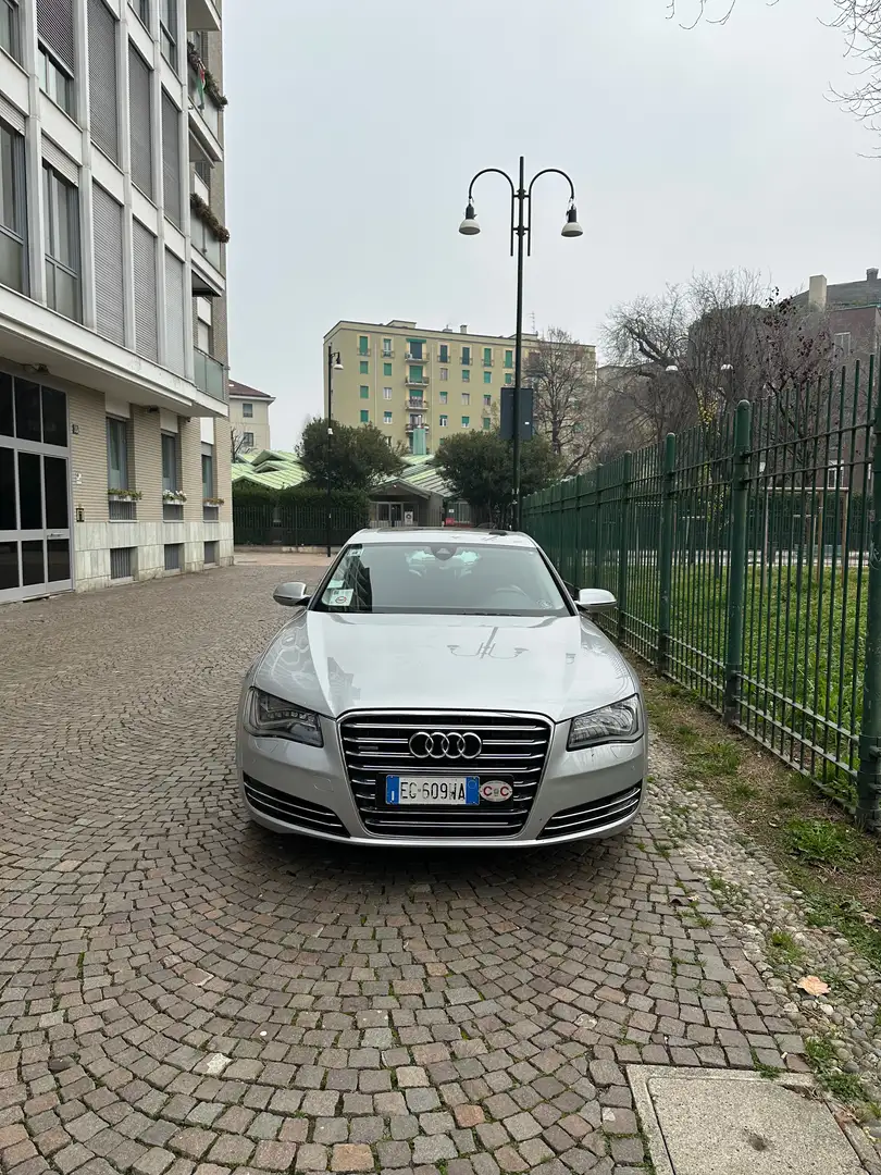 Audi 100 Audi A8 AA Berlina Gris - 1