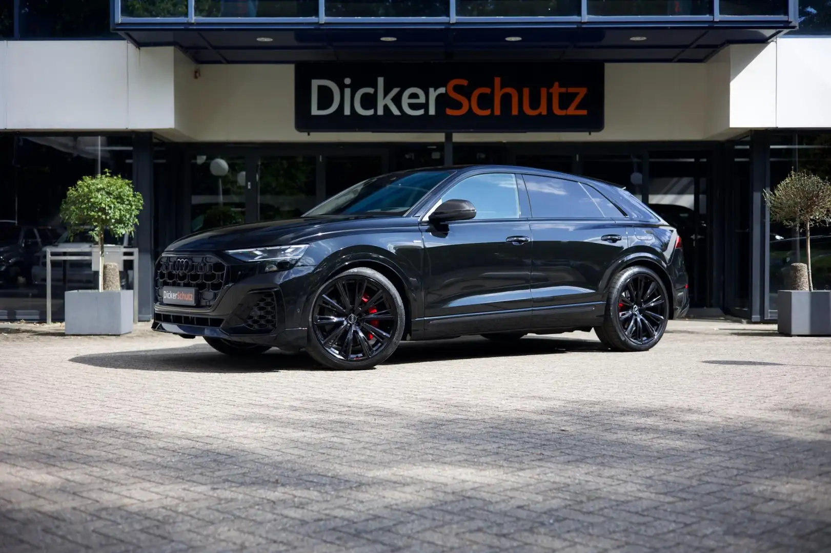 Audi Q8 60 TFSIe Competition | Vierwielbesturing| Pano | T Noir - 1