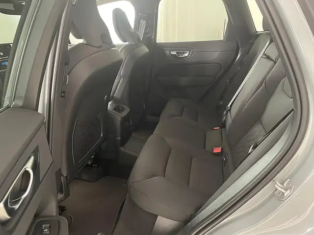 Volvo XC60 T6 AWD PHEV 4 Life 18,8kWh Plus Dark Aut. | Sta... Ansicht 10