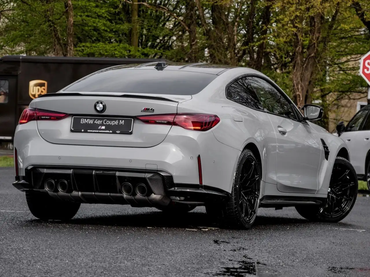 BMW M4 Competition M xDrive M Sport HUD 290KMH NAVI 2