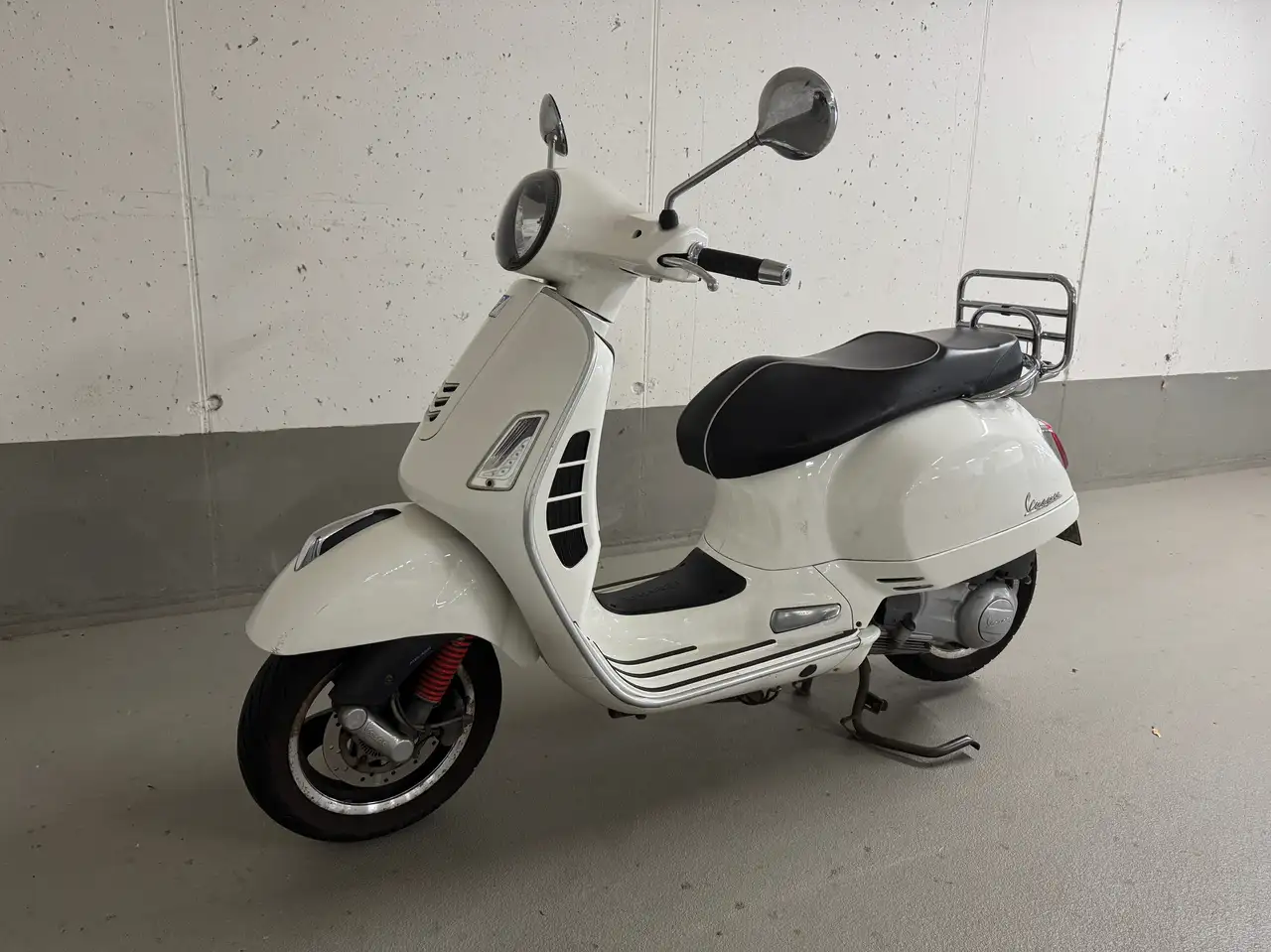 Piaggio GTS 300