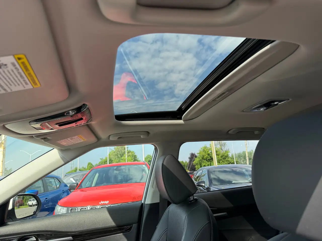 Kia Seltos снимка Kia Seltos