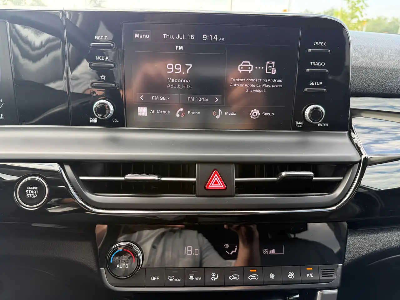 Kia Seltos снимка Kia Seltos