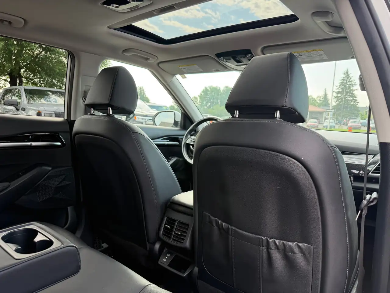 Kia Seltos снимка Kia Seltos