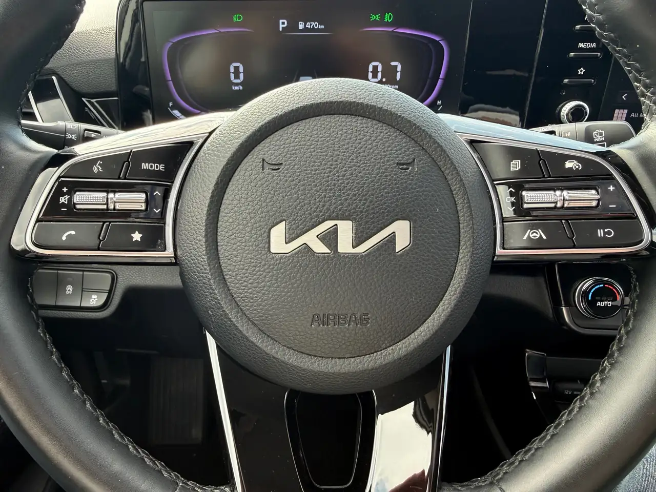 Kia Seltos снимка Kia Seltos
