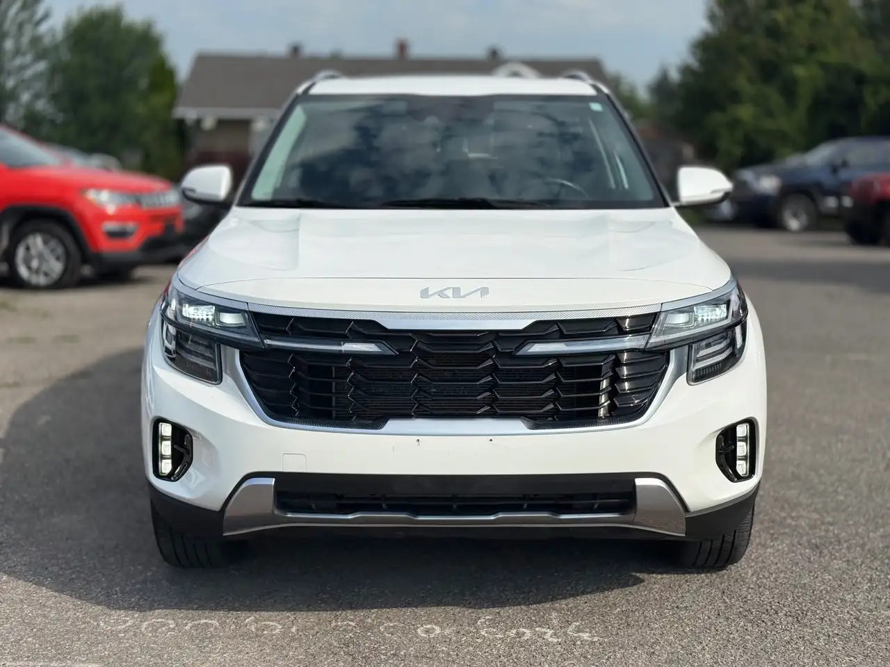Kia Seltos снимка Kia Seltos