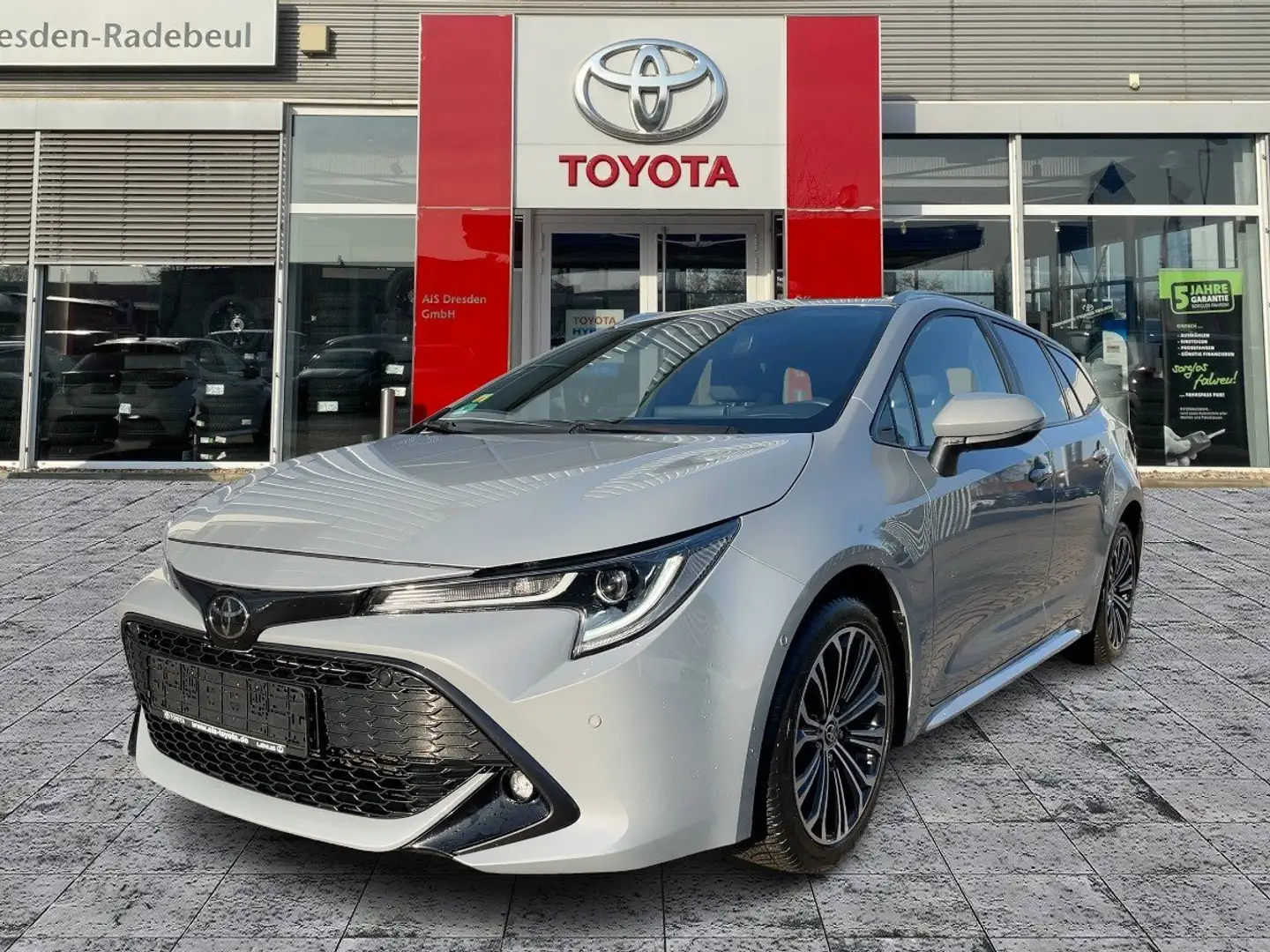 Toyota Corolla TS 1.2T Team D ACC*KAM*PDC*SHZ*DAB Grau - 2