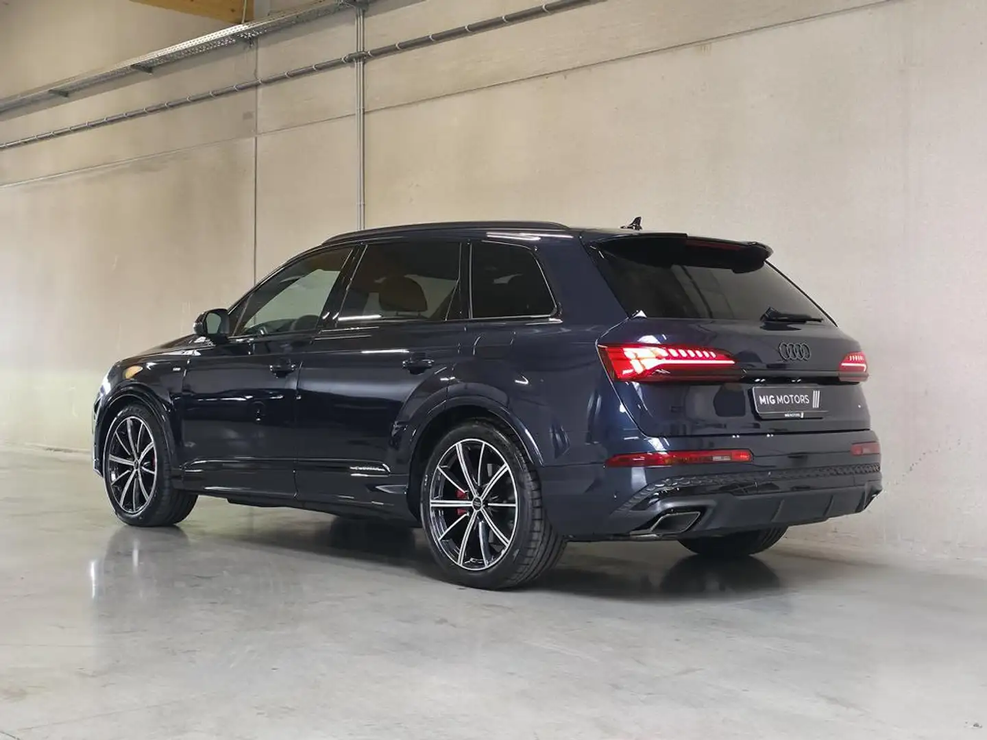 Audi Q7 S line TFSIe quattro Blau - 2