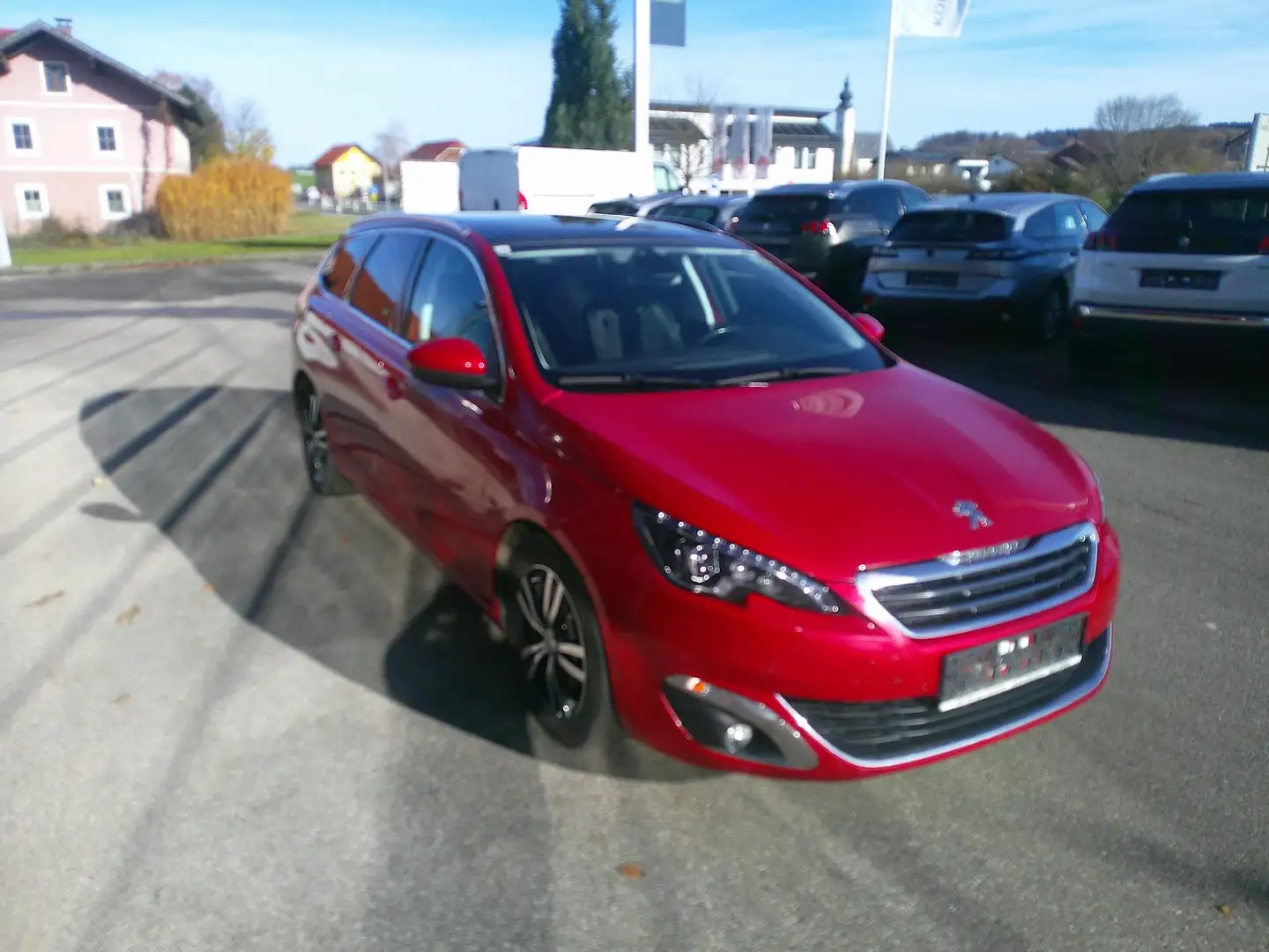 Peugeot 308 Allure B-HDI 100PS S&S Rot - 1