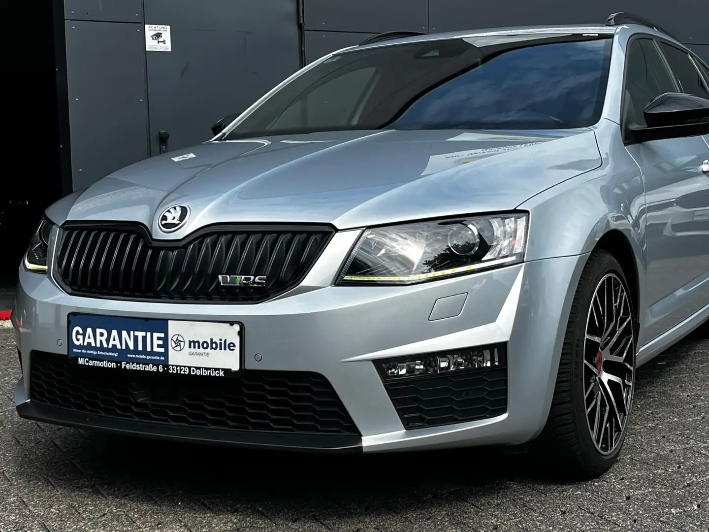 Skoda Octavia Combi RS ACC/ Spurhalte/ Keyless/ Pano Argento - 2