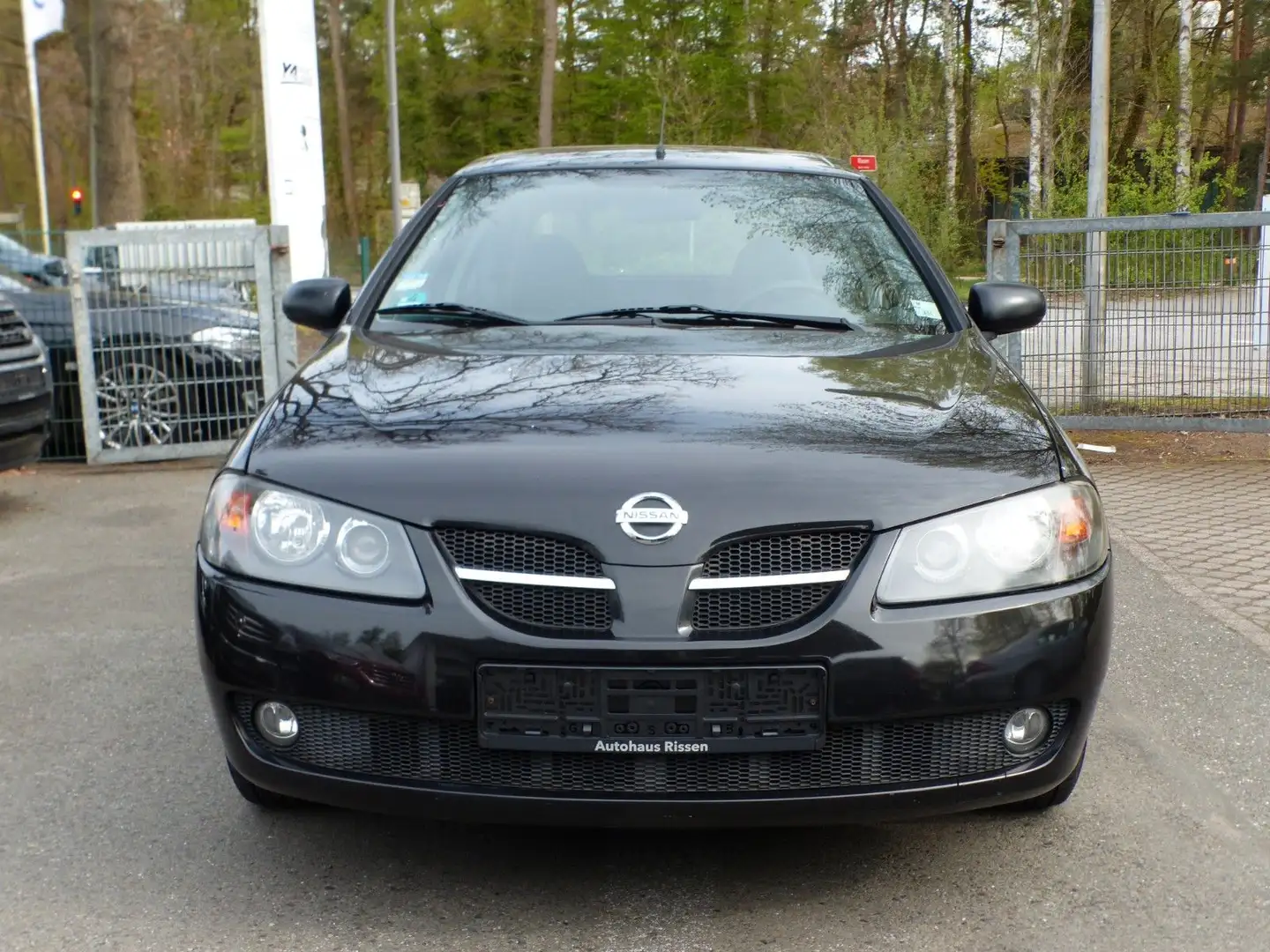 Nissan Almera 1.5 Klima Servo Radio Tüv Schwarz - 2