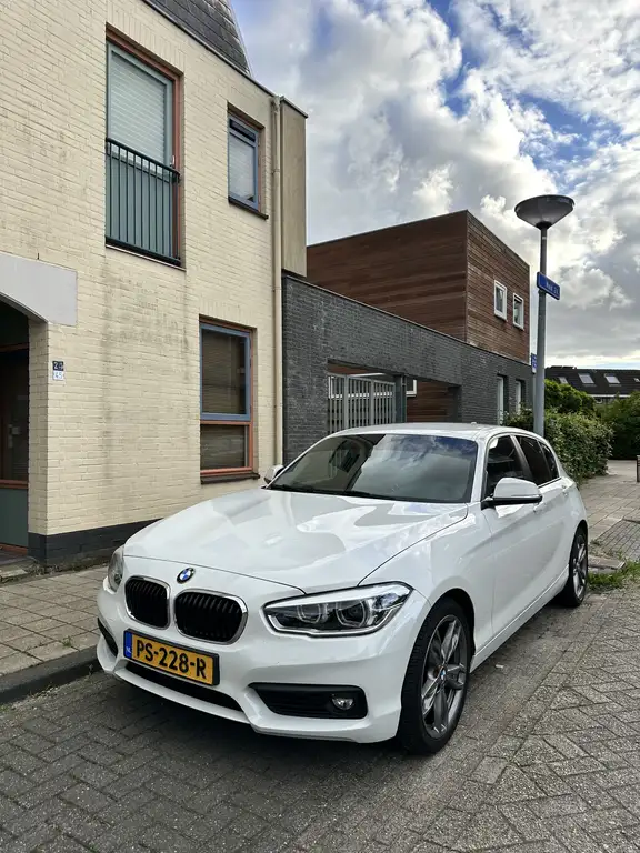 BMW 118 2017 из Европы — купить под ключ