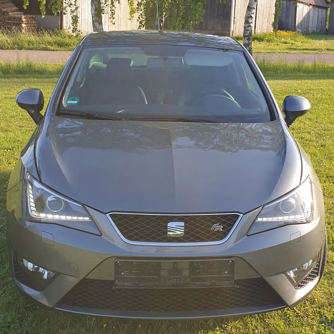 SEAT Ibiza Ibiza SC 1.2 TSI FR Grau - 1