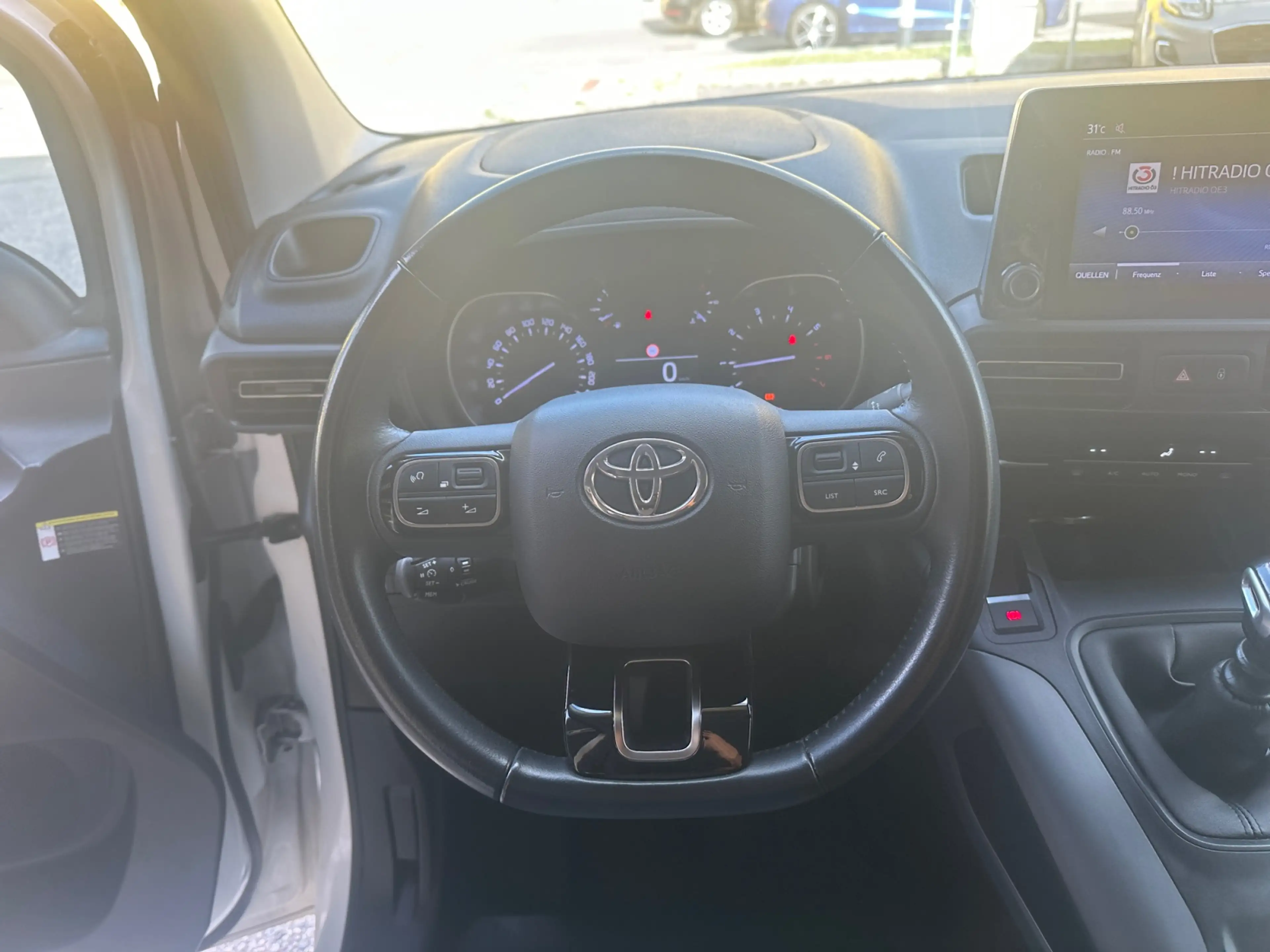 Toyota Proace City Verso 1,5lD 130PS,Family L2 inkl. Anhängekupplung — photo 10