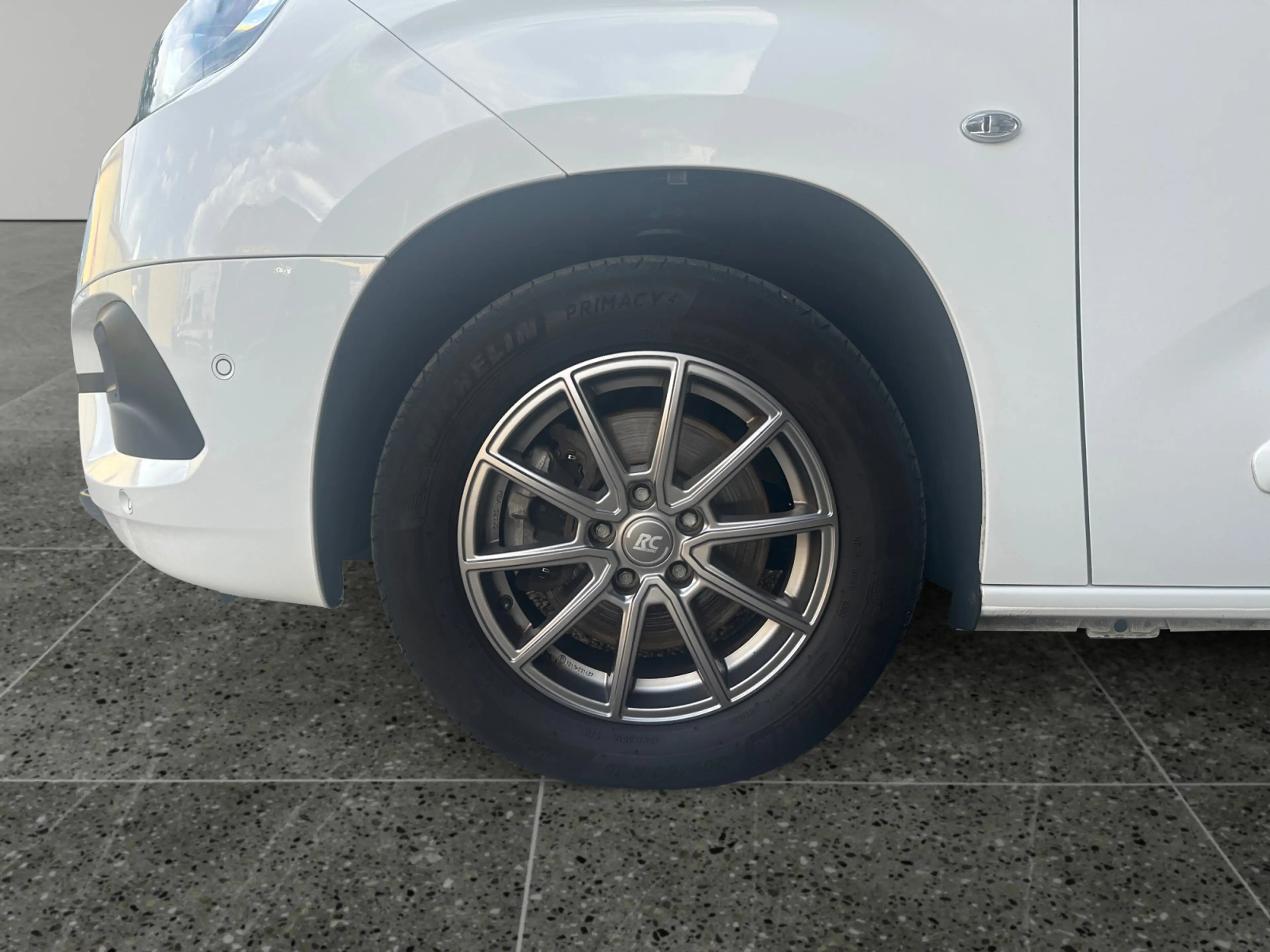 Toyota Proace City Verso 1,5lD 130PS,Family L2 inkl. Anhängekupplung — photo 14