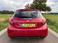 Peugeot 208 1.2 PURETECH GT-LINE / PANO / CRUISE Rood - thumbnail 6