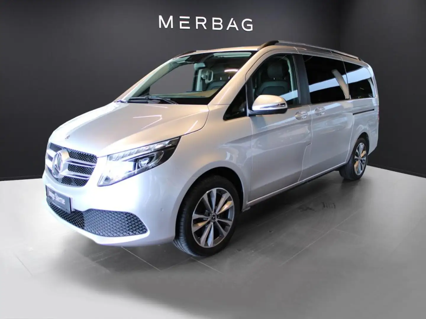 Mercedes-Benz V 300 d  *4M Edition lang Sport-P Distro Nav LED Zilver - 2