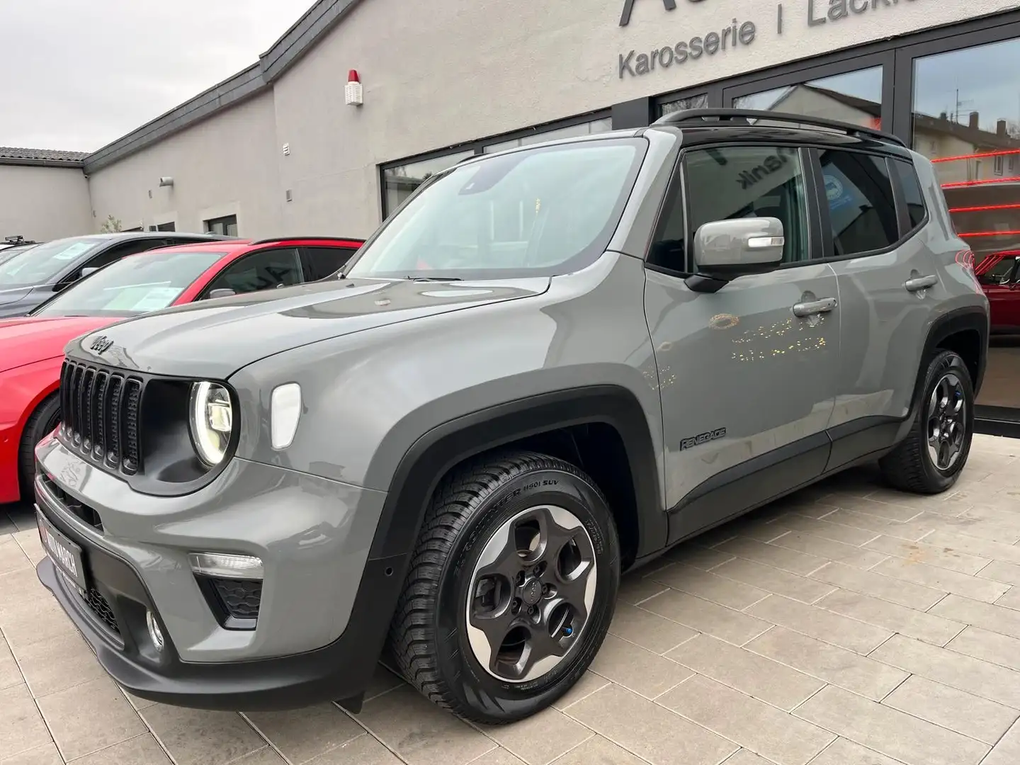 Jeep Renegade 1.3 Limited FWD Grau - 1