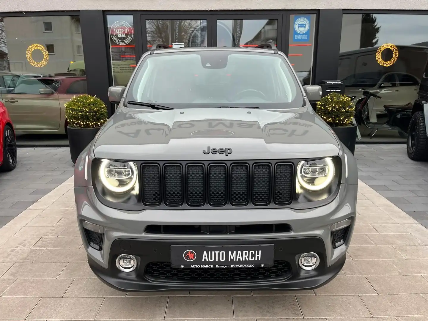 Jeep Renegade 1.3 Limited FWD Grau - 2