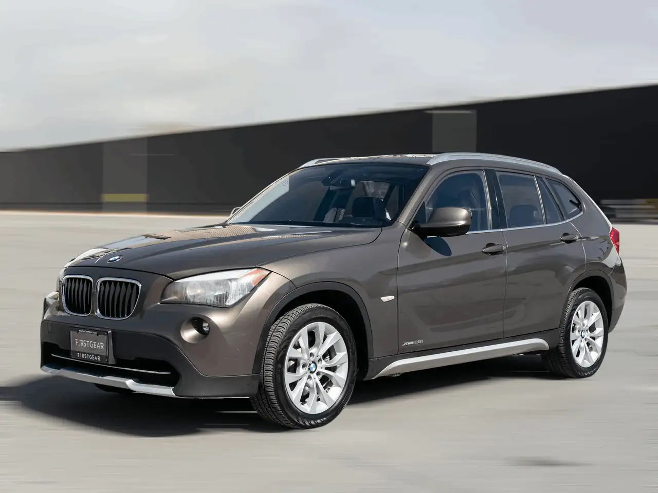BMW X1 снимка BMW X1