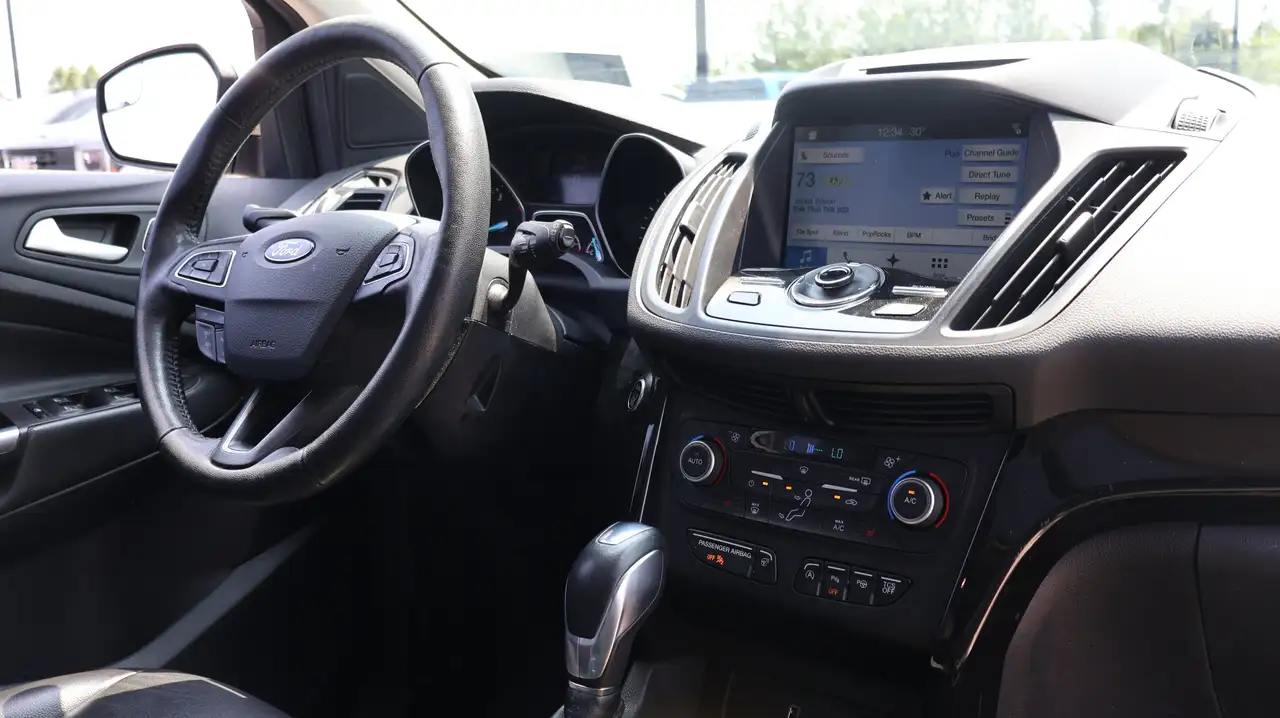 Ford Escape снимка Ford Escape