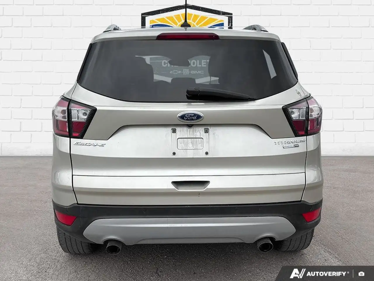Ford Escape снимка Ford Escape