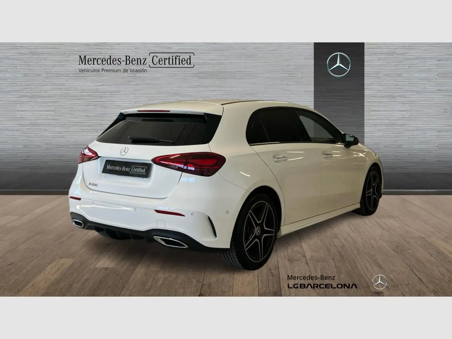 Mercedes-Benz A 180 AMG Line - 2