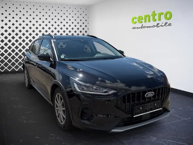 Ford Focus view 4