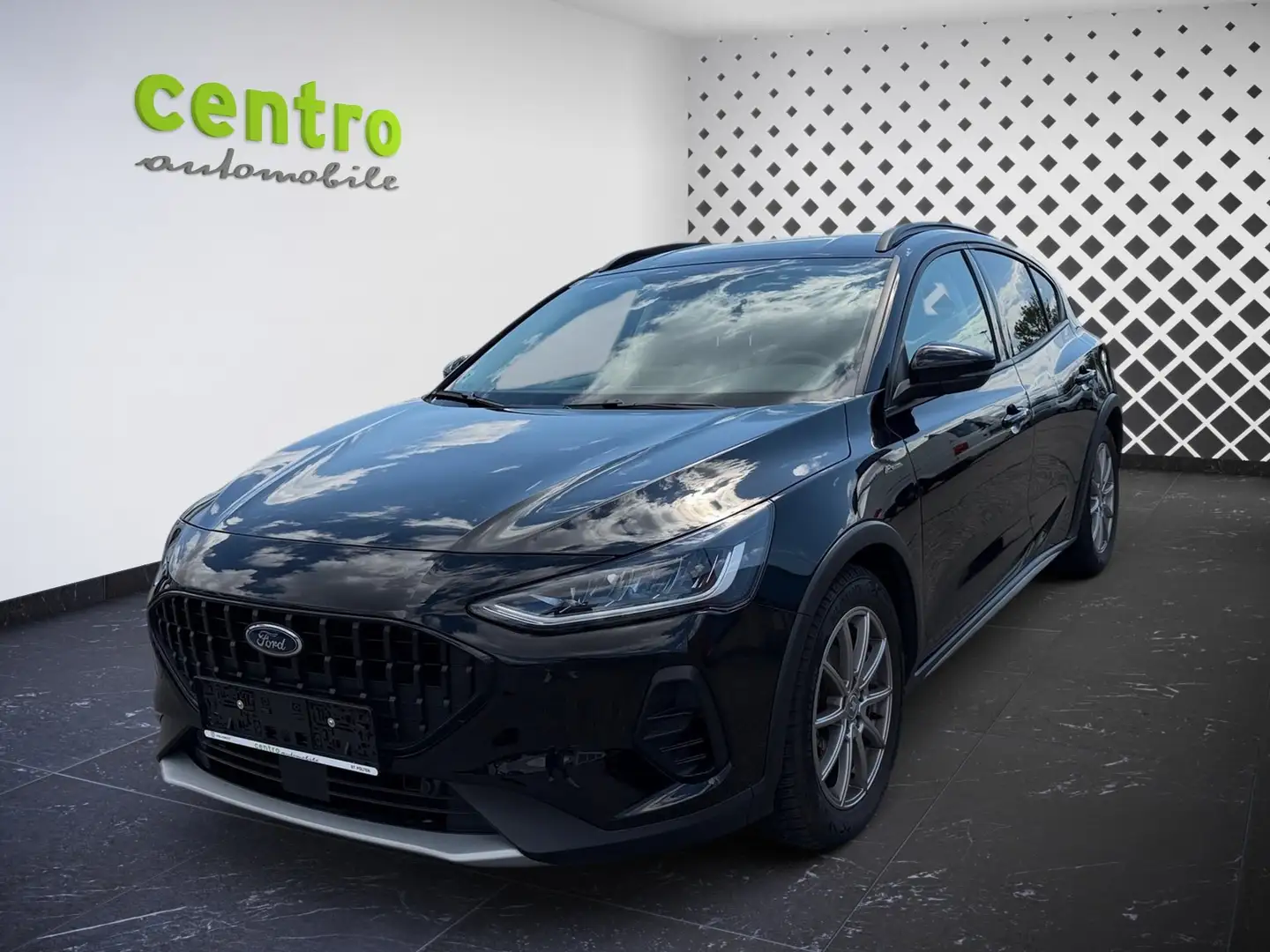 Ford Focus Active Schwarz - 1