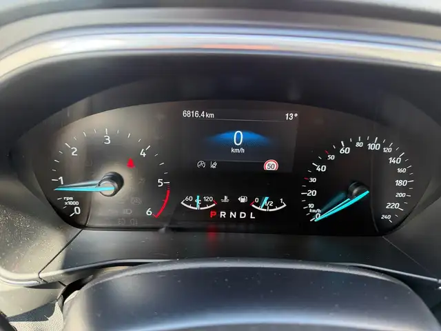 Ford Focus view 11
