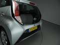 Toyota Aygo 1.0 VVT-i x-play | Navi | Airco | Snelheidsbegrenz Gris - thumbnail 26