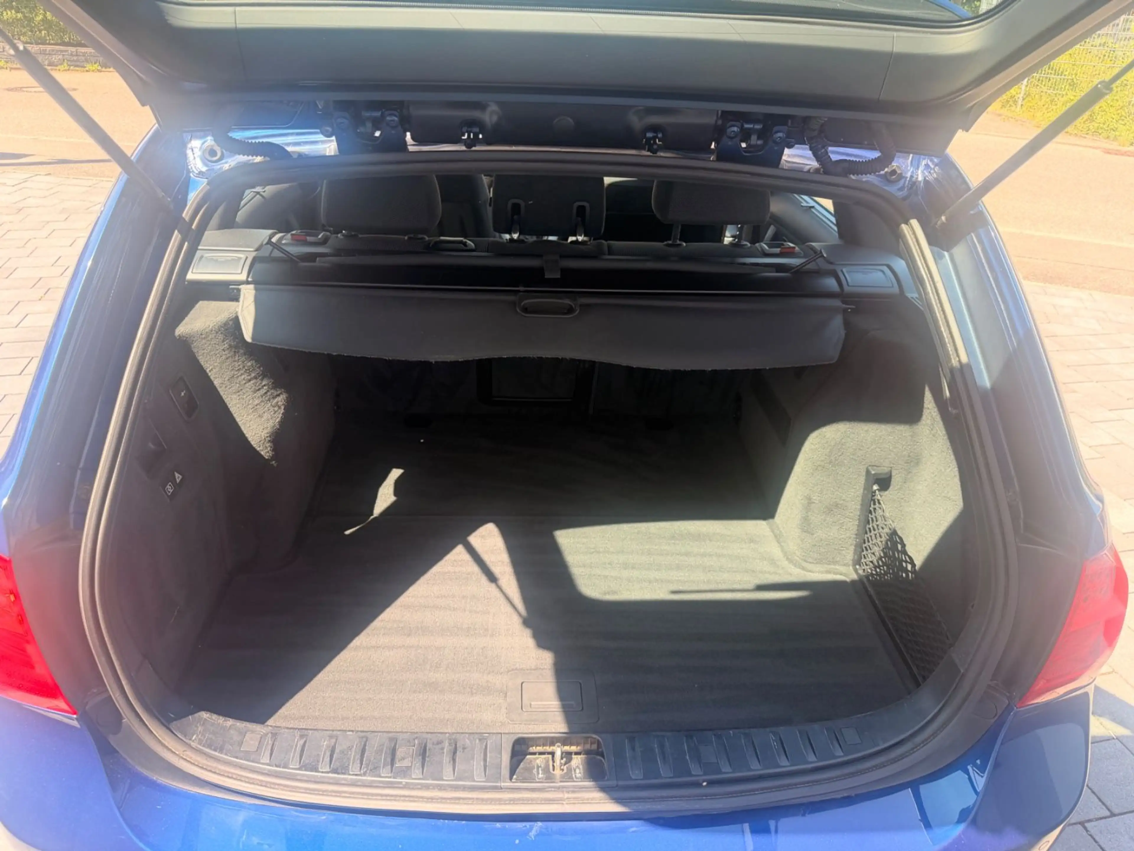 BMW 325 d Touring E91 Schalter-M-Paket — photo 9