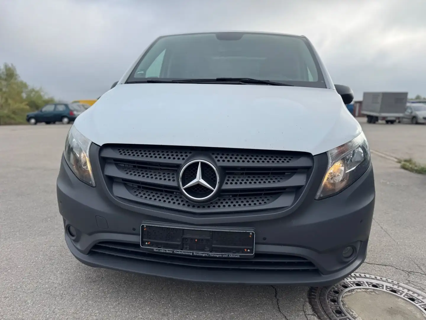 Mercedes-Benz Vito Kasten 114CDI/BT RWD lang Blanc - 1