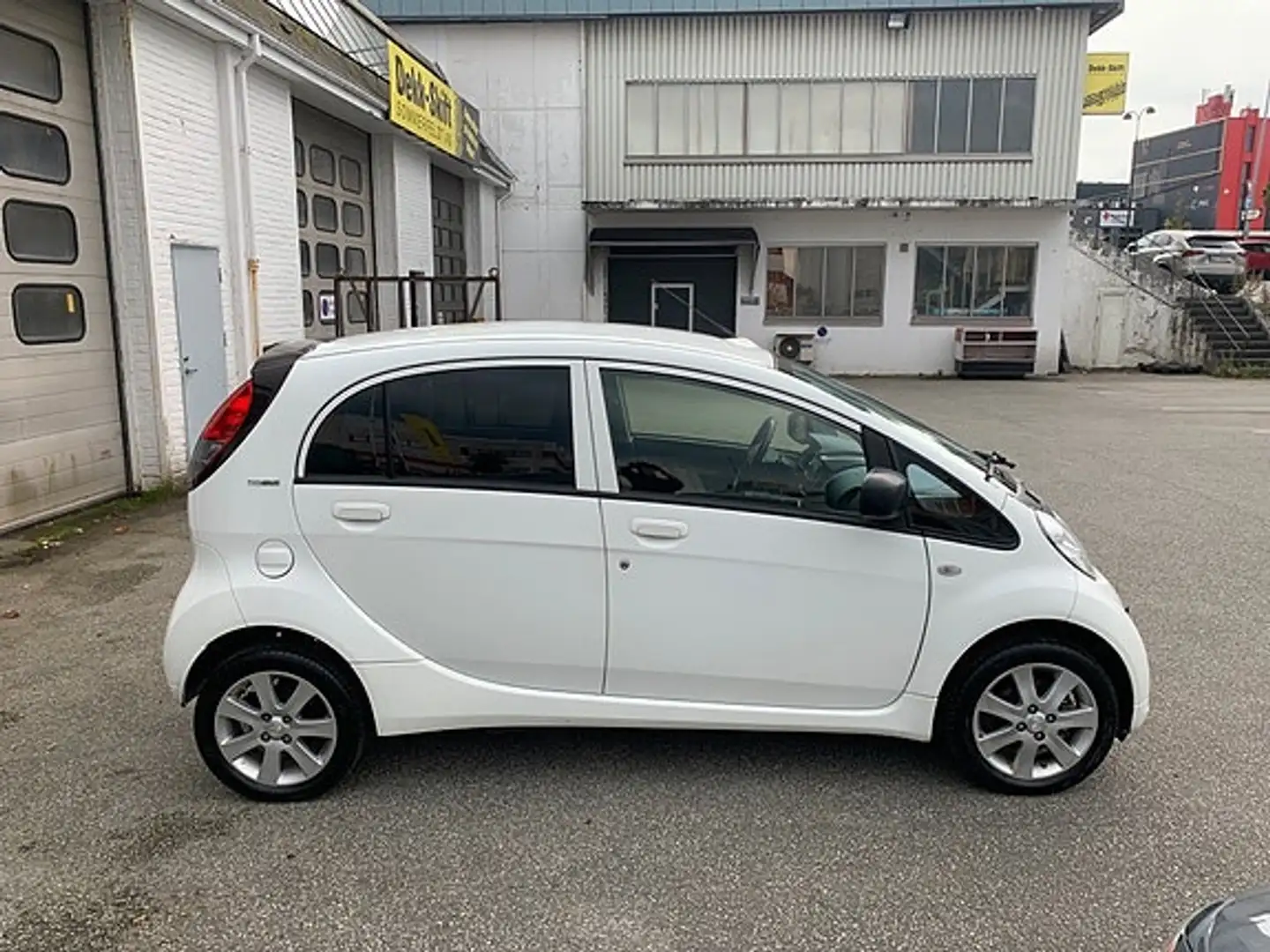 Peugeot iOn Ion 14.5 kWh IOn Weiß - 1