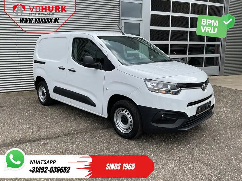 TOYOTA Proace