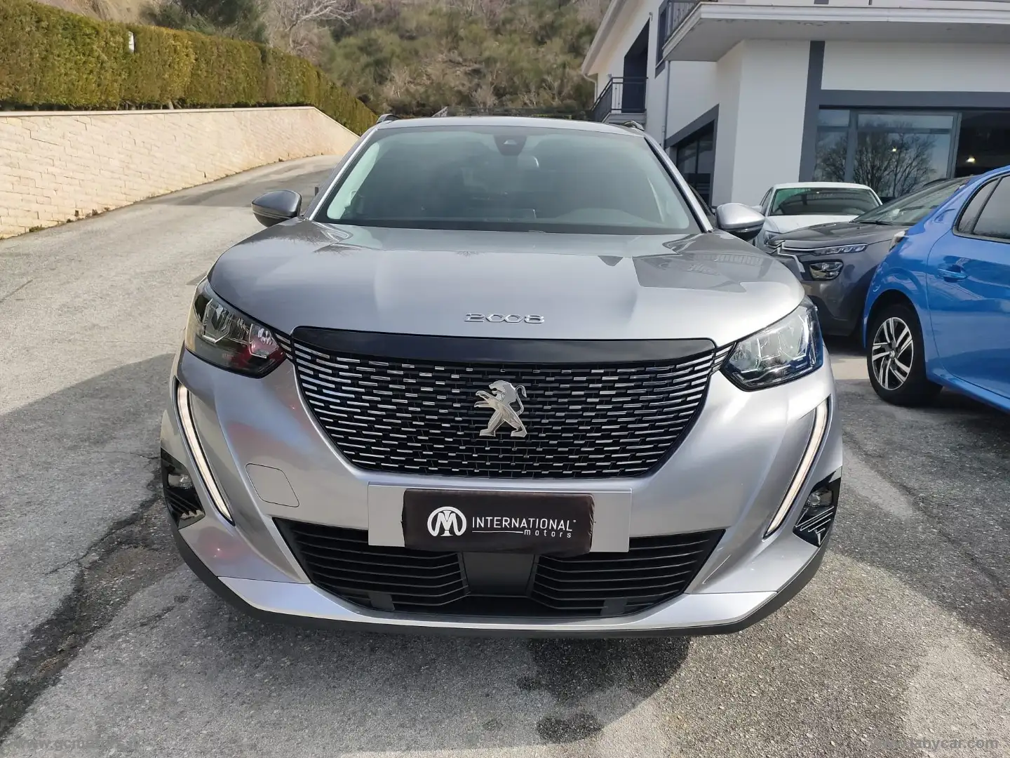 Peugeot 2008 BlueHDi 110 S&S Allure Pack Grigio - 2