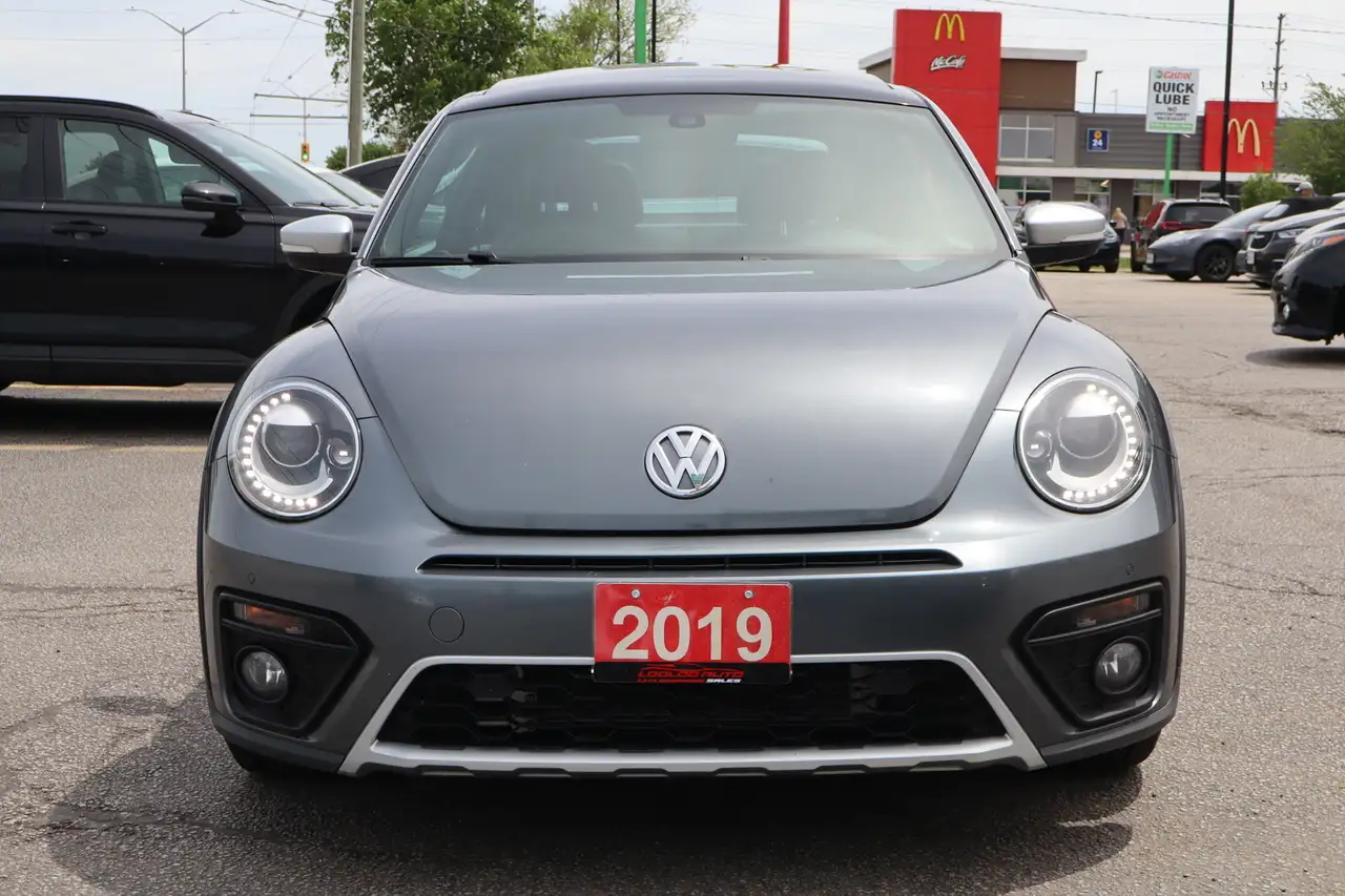 Volkswagen Beetle снимка Volkswagen Beetle