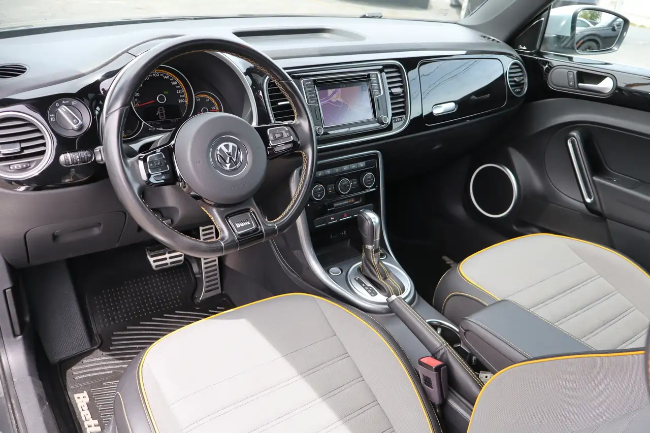 Volkswagen Beetle снимка Volkswagen Beetle