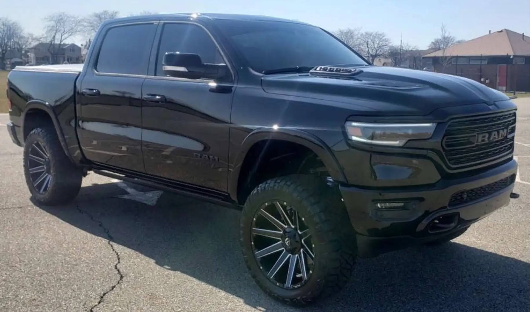 Dodge RAM AVCIDENT FREE!LIMITED NIGTH  5.7  4x4 V8 Crew CAB Nero - 1