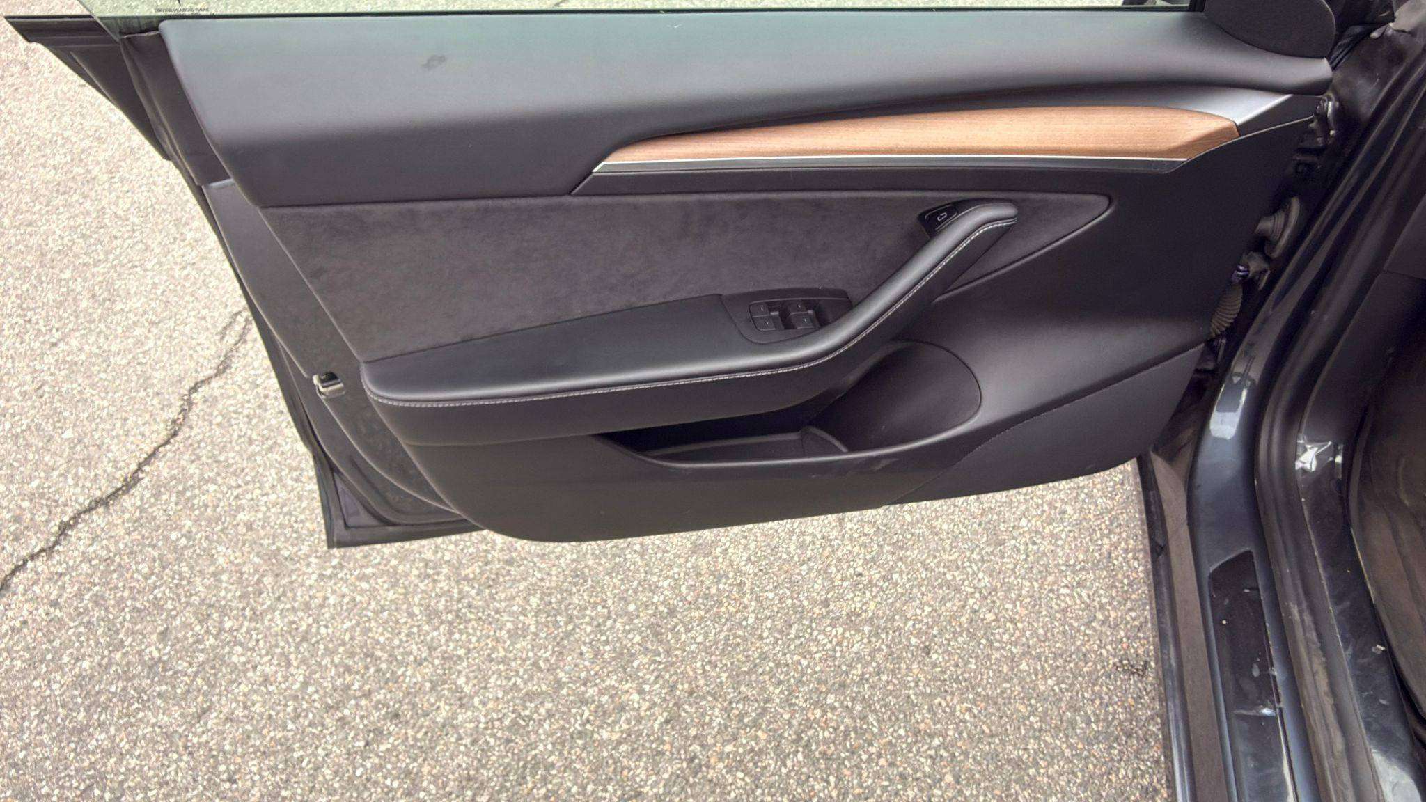 2021 Tesla Model 3 — view 10
